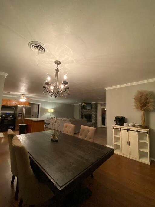 Large Modern Family Home! Soncy Esterno foto