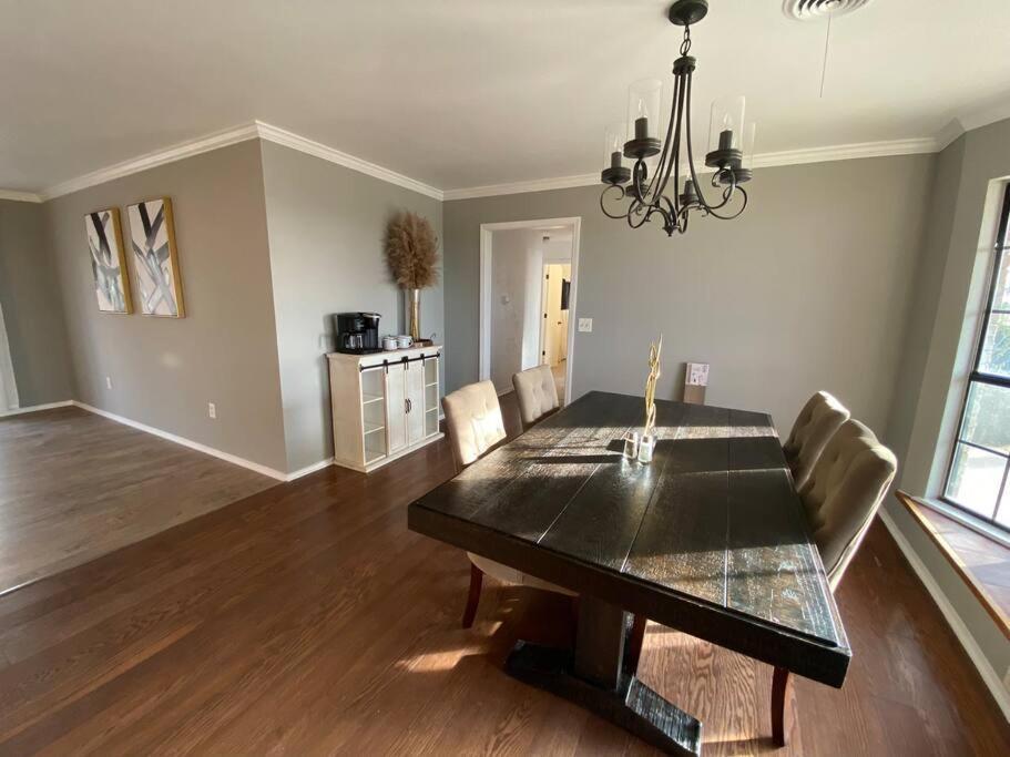 Large Modern Family Home! Soncy Esterno foto
